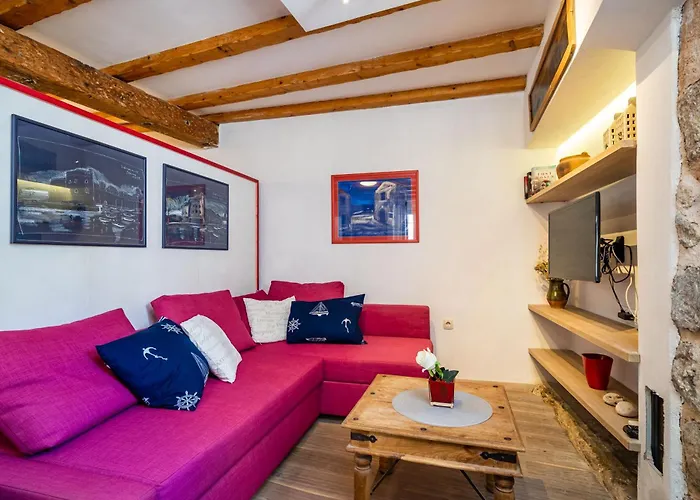 Lägenhet Old Town Historical 2 *